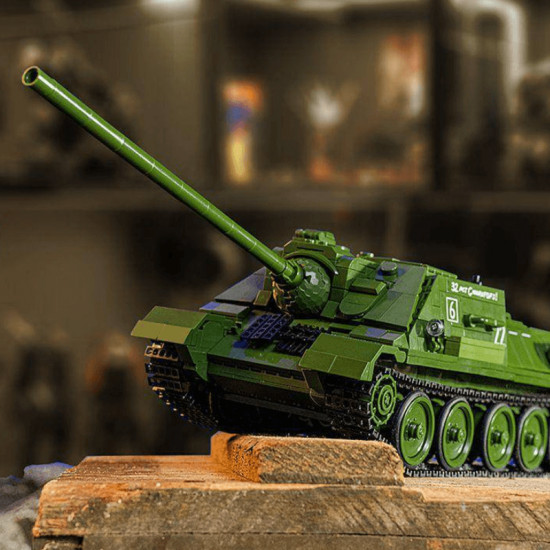 remote controlled su-100 tank destroyer 1700pcs