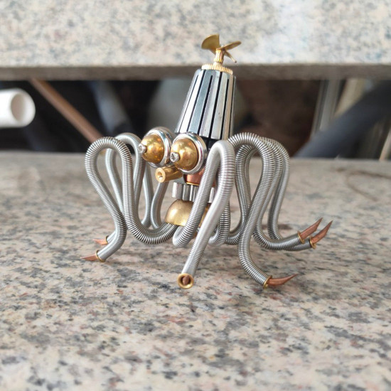 mini octopus metal art model